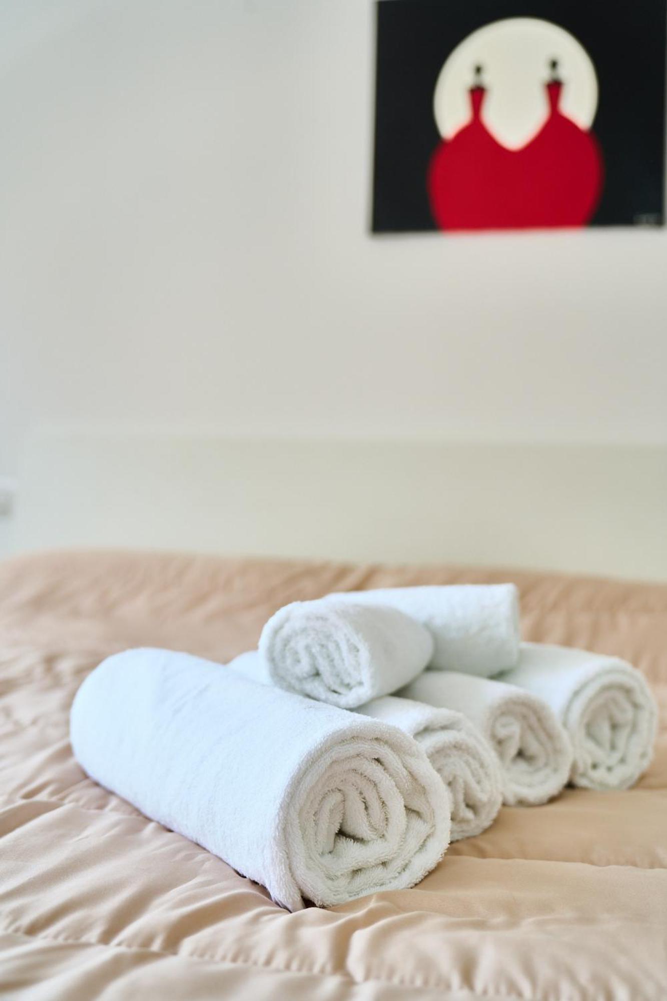 Casa Rosita Apartment Карбония Екстериор снимка